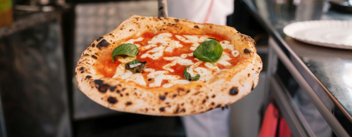 Jaki sprzęt gastronomiczny jest potrzebny do otworzenia pizzerii? Praktyczne wskazówki od Kromet